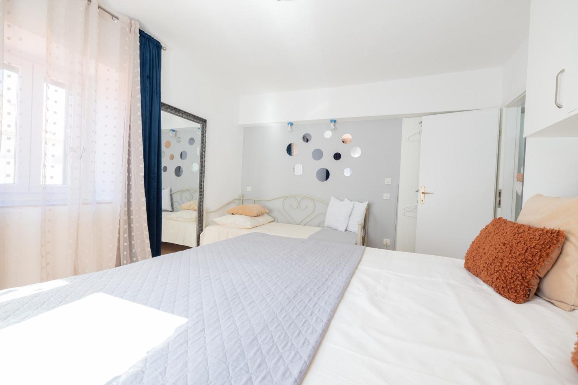 Guesthouse Rebecca Makarska Exterior photo