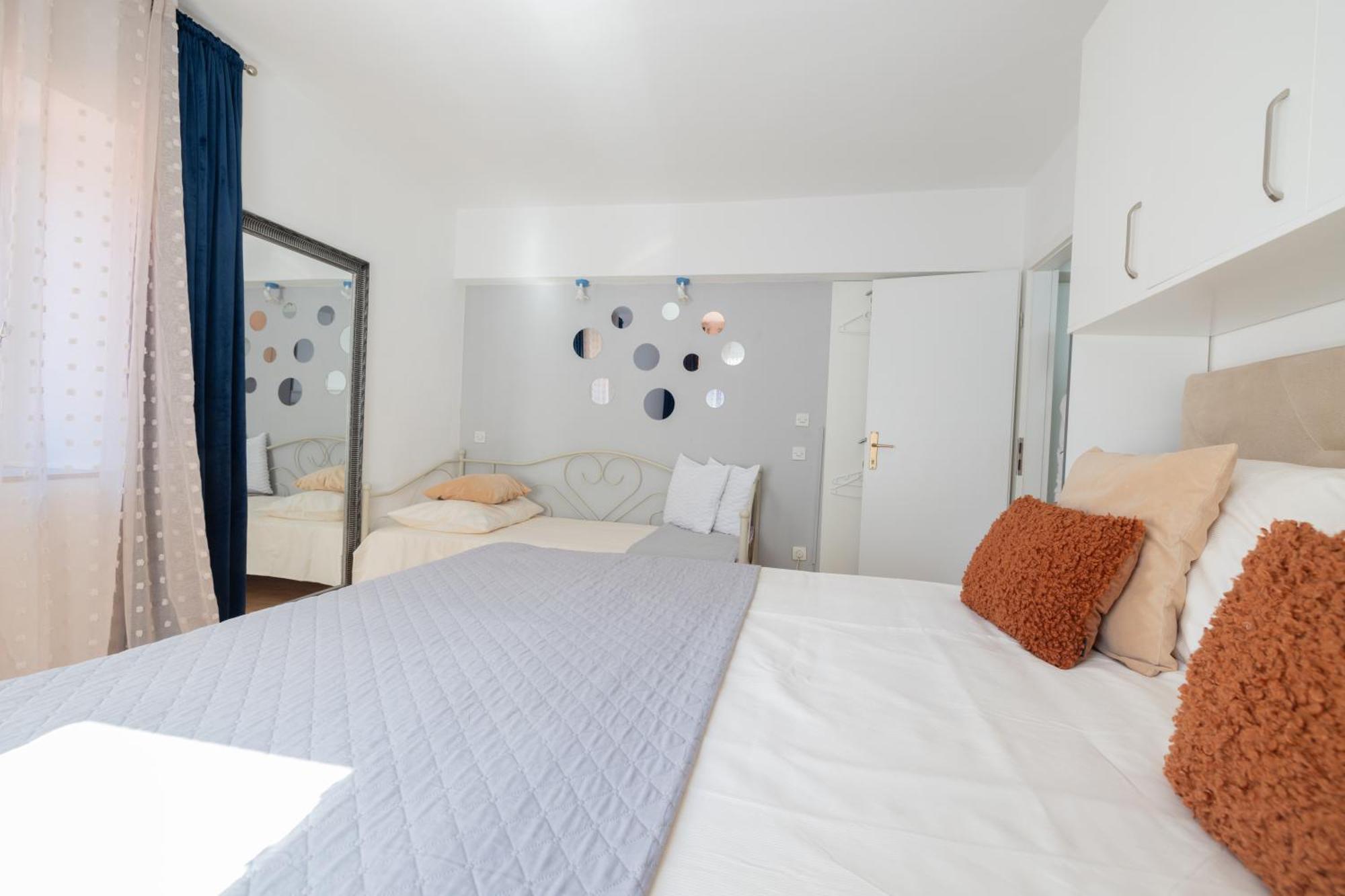 Guesthouse Rebecca Makarska Exterior photo
