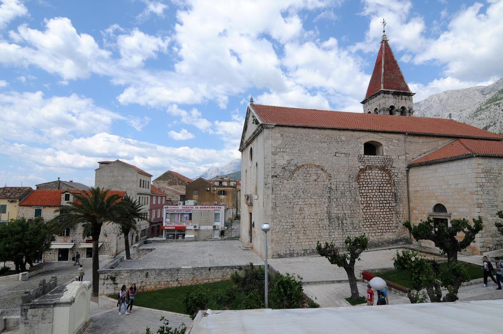Guesthouse Rebecca Makarska Exterior photo